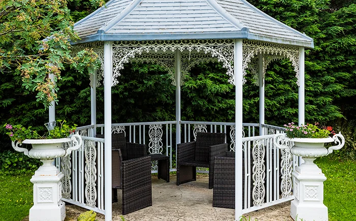 summer-house-area